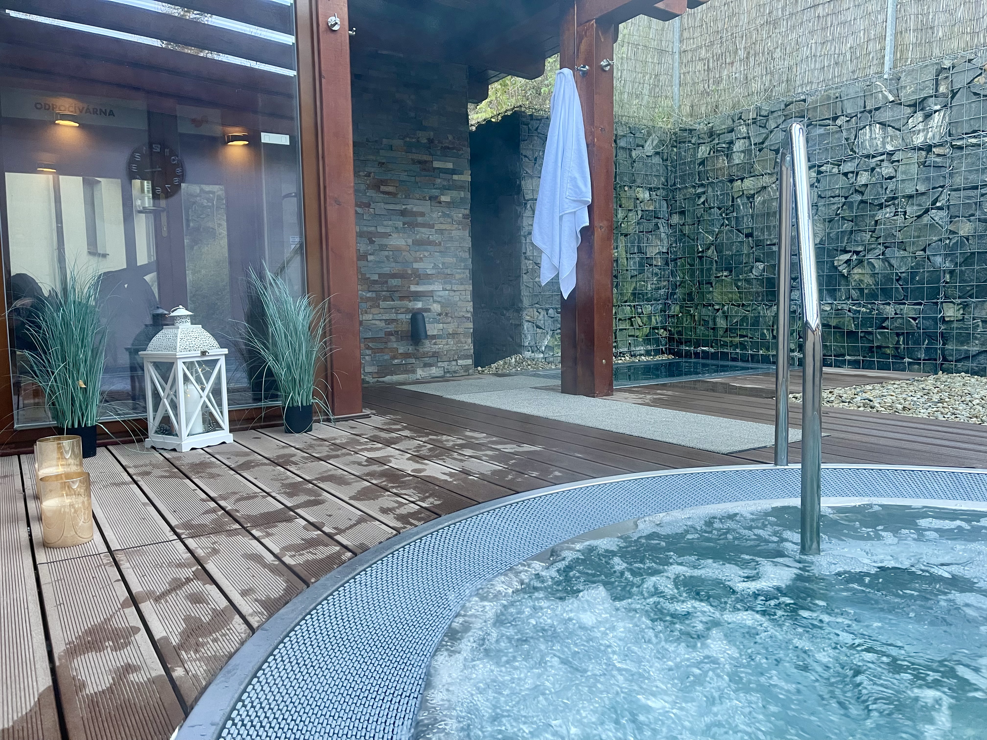 WELLNESS - WHIRPOOL